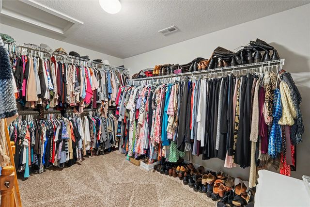 405 NE Fox Run Trail, Waukee, IA 50263