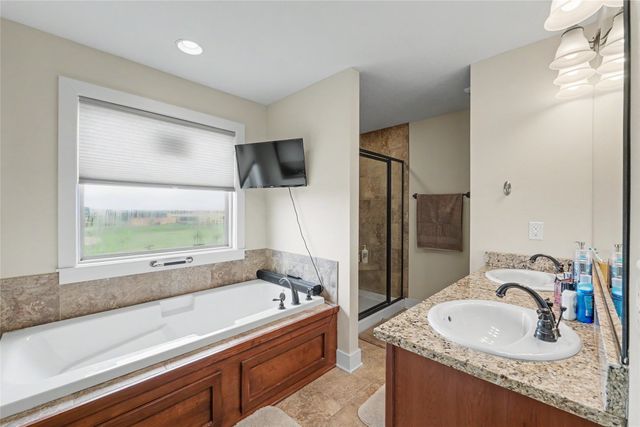 405 NE Fox Run Trail, Waukee, IA 50263