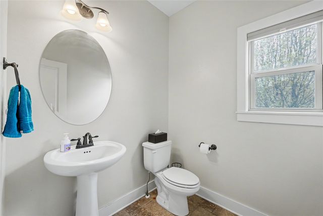 405 NE Fox Run Trail, Waukee, IA 50263