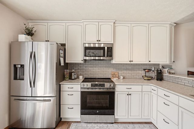 1512 E Houghton Ct, Spokane, WA 99217