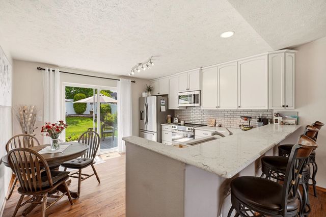 1512 E Houghton Ct, Spokane, WA 99217