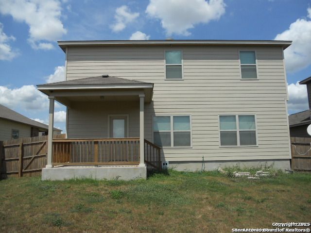 6814 Puente Fields, Converse, TX 78109