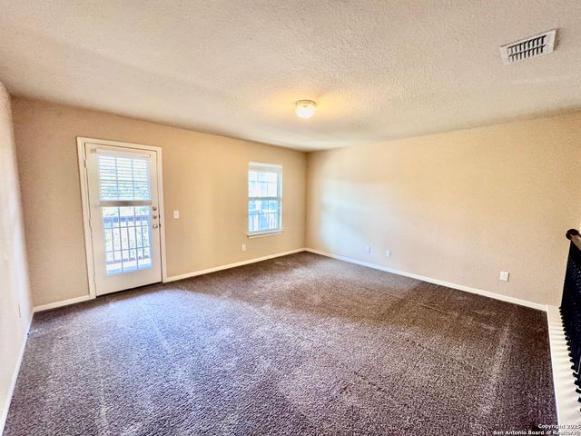 6814 Puente Fields, Converse, TX 78109