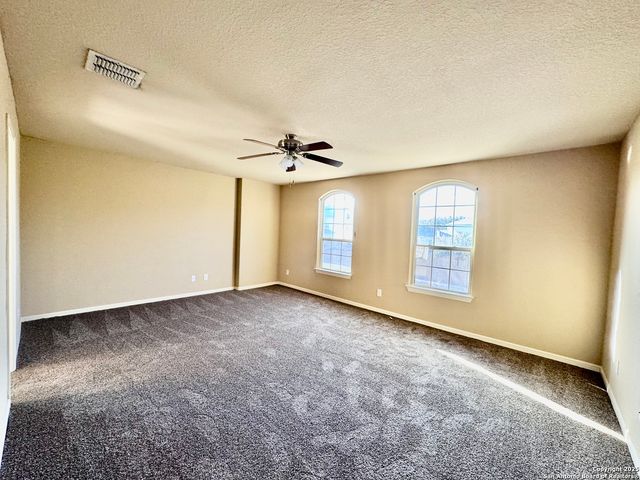 6814 Puente Fields, Converse, TX 78109