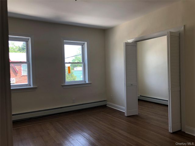 6 Nassau Boulevard, Garden City South, NY 11530