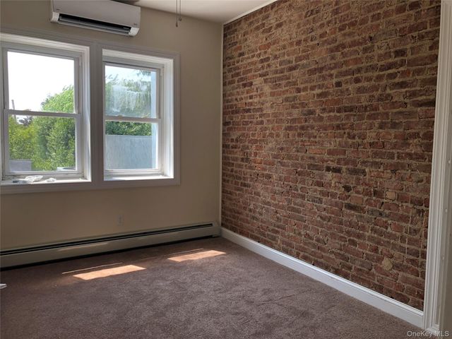 6 Nassau Boulevard, Garden City South, NY 11530