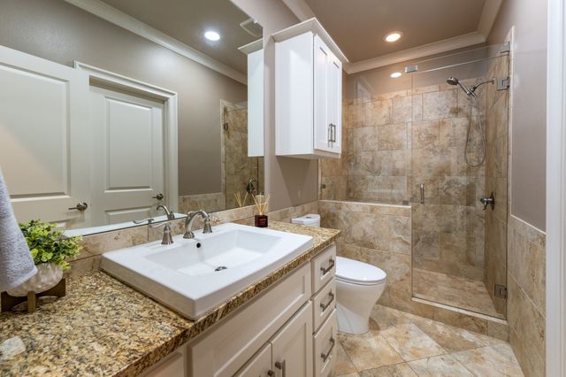 2210 Stone Hollow Drive, Rowlett, TX 75088