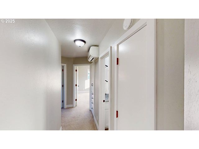 425 MEMORY Ln, Brookings, OR 97415