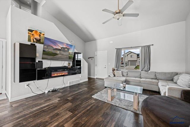 125 COBALT DR, Rapid City, SD 57701