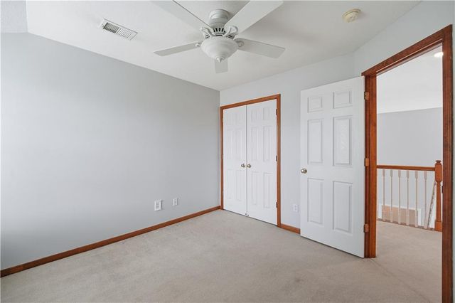 1305 SW Crystal Creek Place, Blue Springs, MO 64015