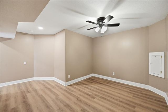 1305 SW Crystal Creek Place, Blue Springs, MO 64015