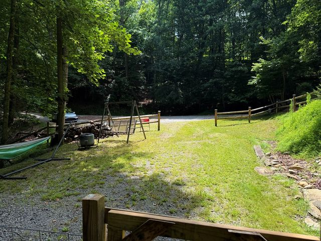304 9th Street, Ellijay, GA 30540