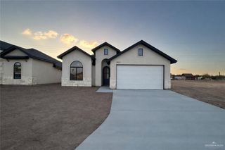 2821 N Alyna Avenue, Edinburg, TX 78541