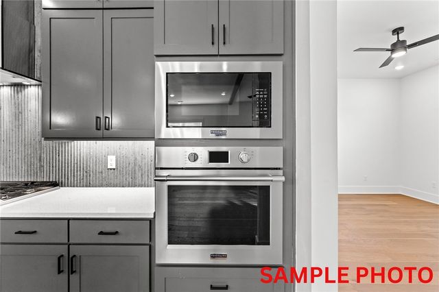 2946 N Old Wire Road, Fayetteville, AR 72703