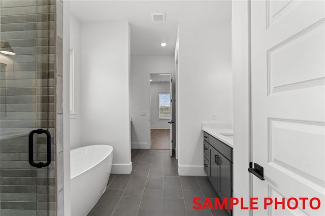 2946 N Old Wire Road, Fayetteville, AR 72703