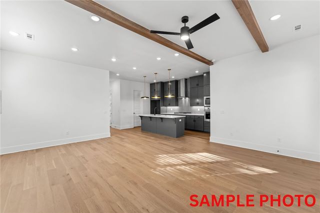 2946 N Old Wire Road, Fayetteville, AR 72703