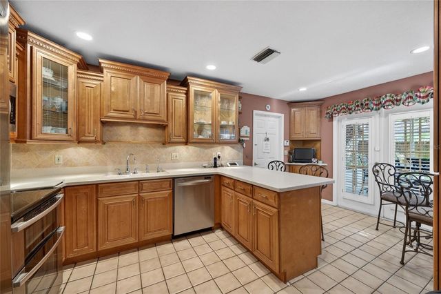 1311 W CARISSA COURT, Tampa, FL 33604