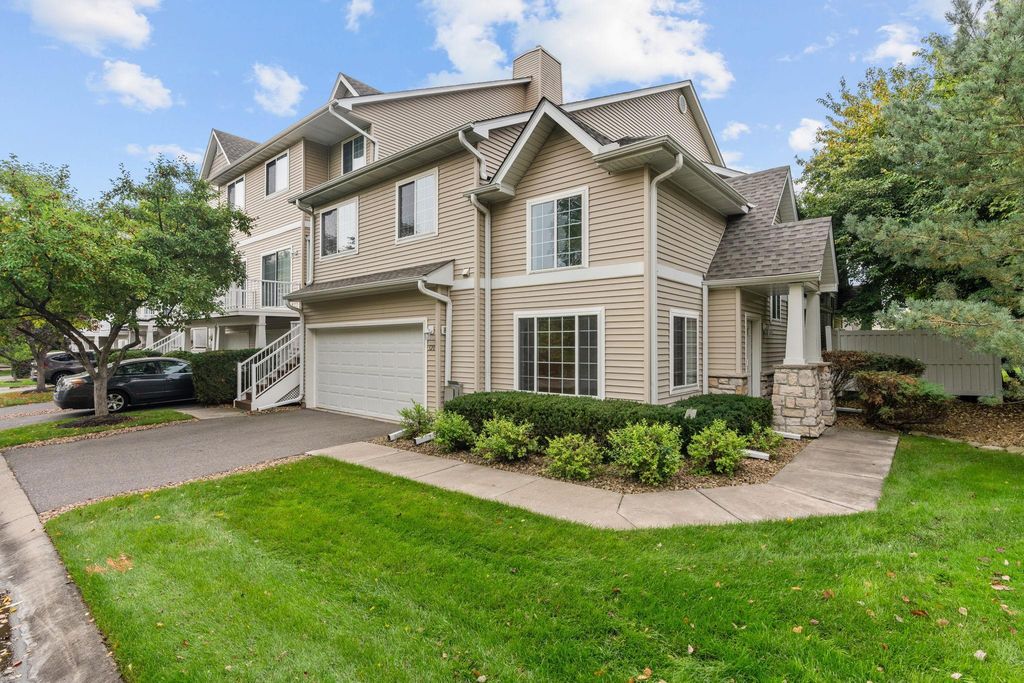 320 Willoughby Way W, Minnetonka, MN 55305 — photo 4