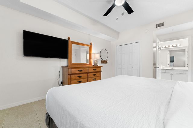 8573 Gulf Boulevard 1403, Navarre, FL 32566