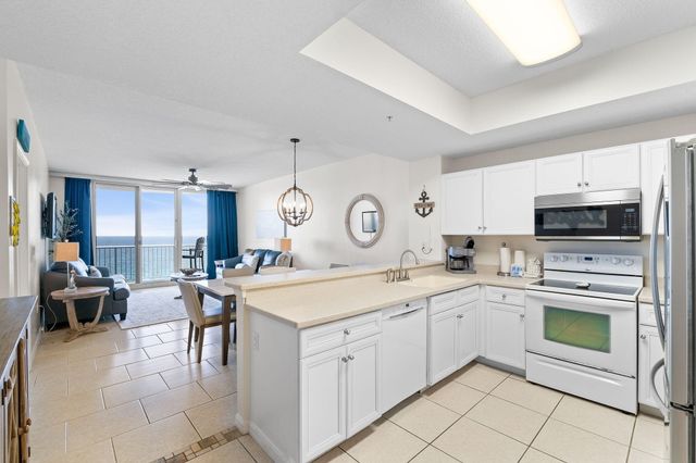 8573 Gulf Boulevard 1403, Navarre, FL 32566