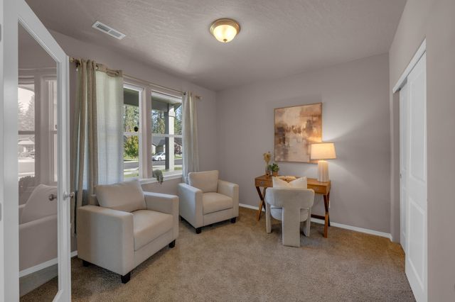 1718 E Mead Ln, Spokane, WA 99218