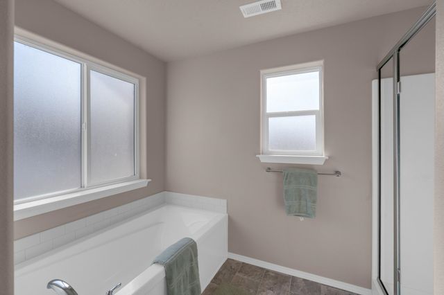 1718 E Mead Ln, Spokane, WA 99218