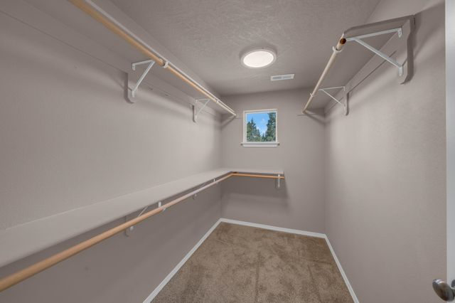 1718 E Mead Ln, Spokane, WA 99218