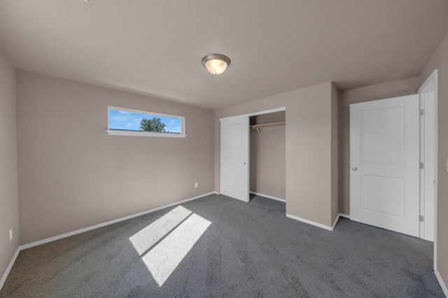 1718 E Mead Ln, Spokane, WA 99218