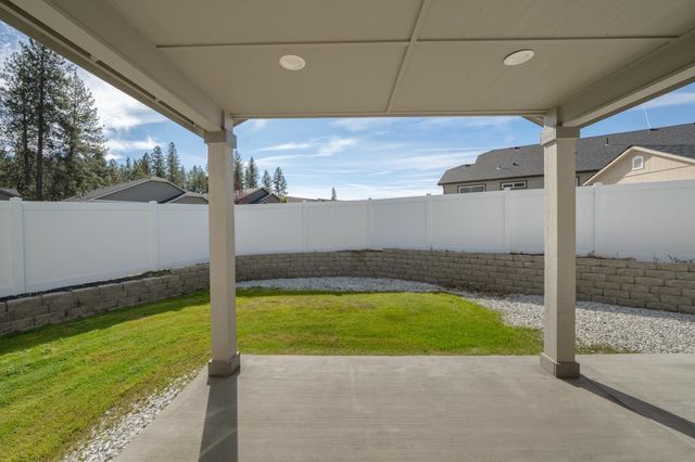 1718 E Mead Ln, Spokane, WA 99218