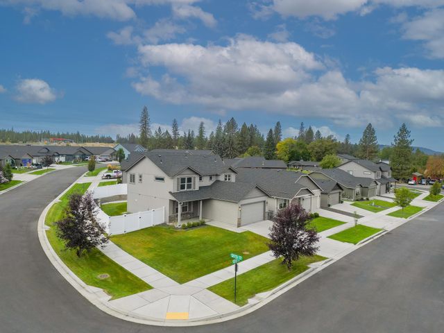 1718 E Mead Ln, Spokane, WA 99218