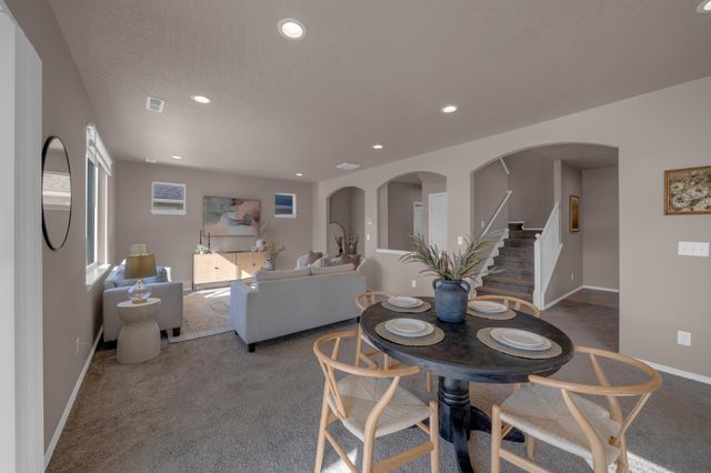 1718 E Mead Ln, Spokane, WA 99218