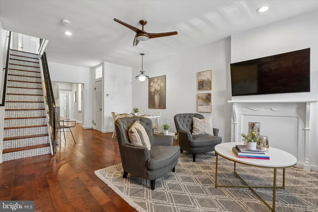 2208 E DICKINSON ST, PHILADELPHIA, PA 19146 — photo 3