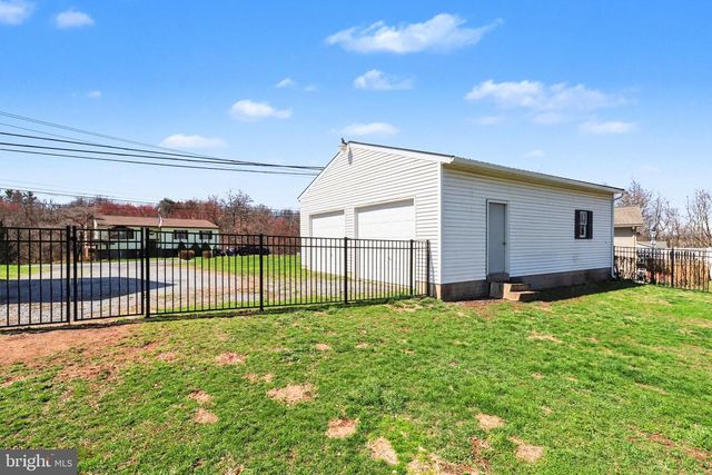 1602 N UNION ST, Middletown, PA 17057