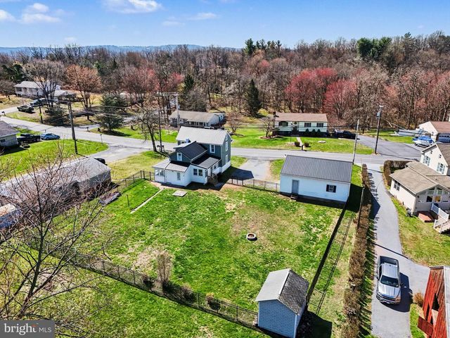 1602 N UNION ST, Middletown, PA 17057