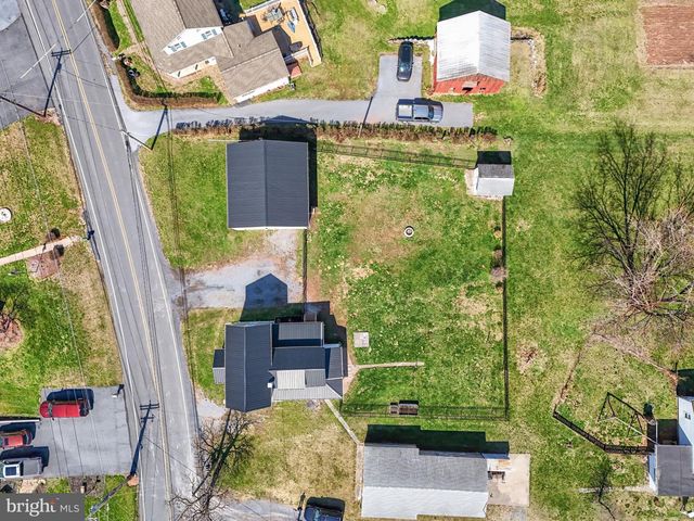 1602 N UNION ST, Middletown, PA 17057