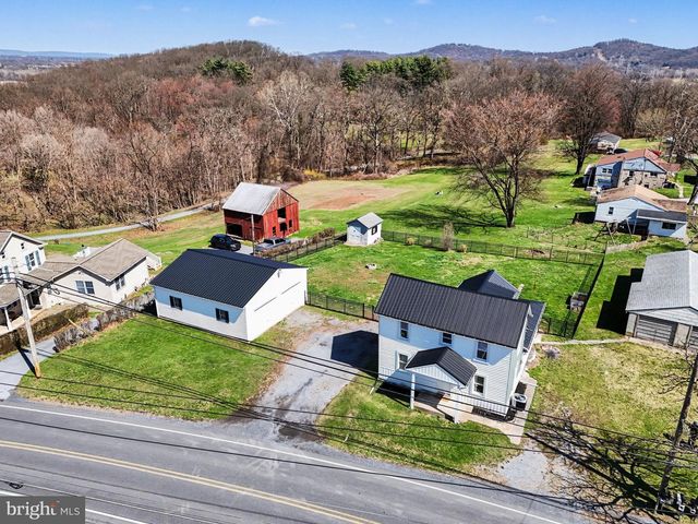 1602 N UNION ST, Middletown, PA 17057