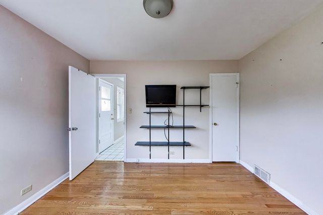 2941 N Rutherford Avenue, Chicago, IL 60634