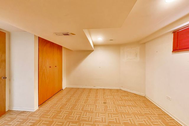 2941 N Rutherford Avenue, Chicago, IL 60634