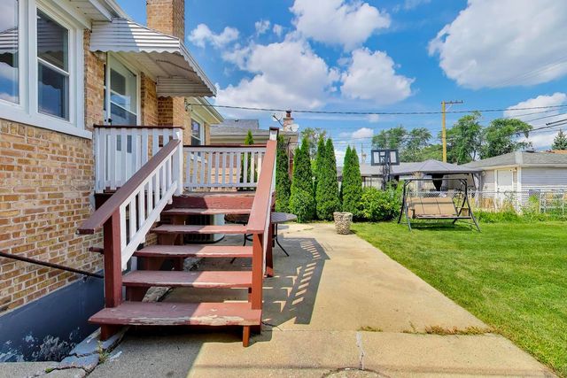 2941 N Rutherford Avenue, Chicago, IL 60634