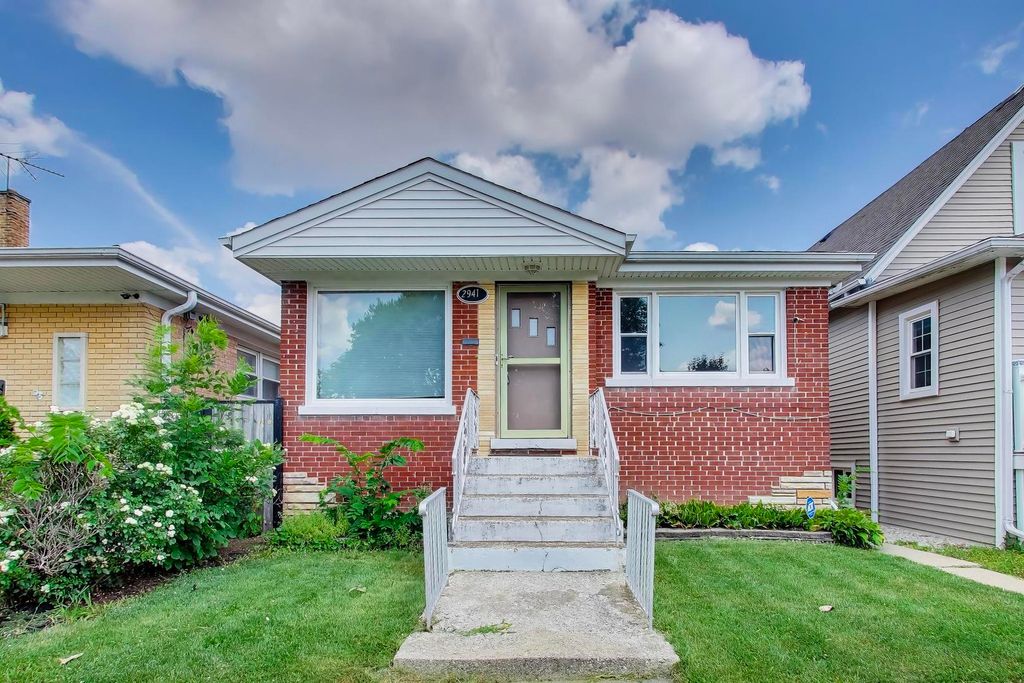 2941 N Rutherford Avenue, Chicago, IL 60634