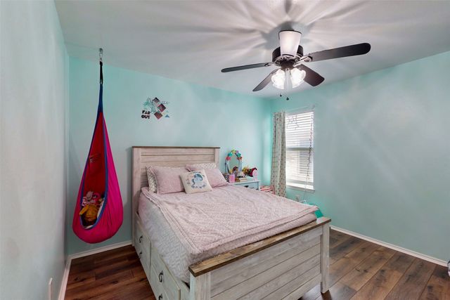 7016 Derbyshire Drive, Fort Worth, TX 76137