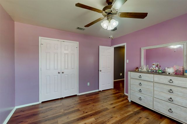 7016 Derbyshire Drive, Fort Worth, TX 76137