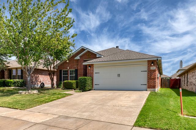 7016 Derbyshire Drive, Fort Worth, TX 76137