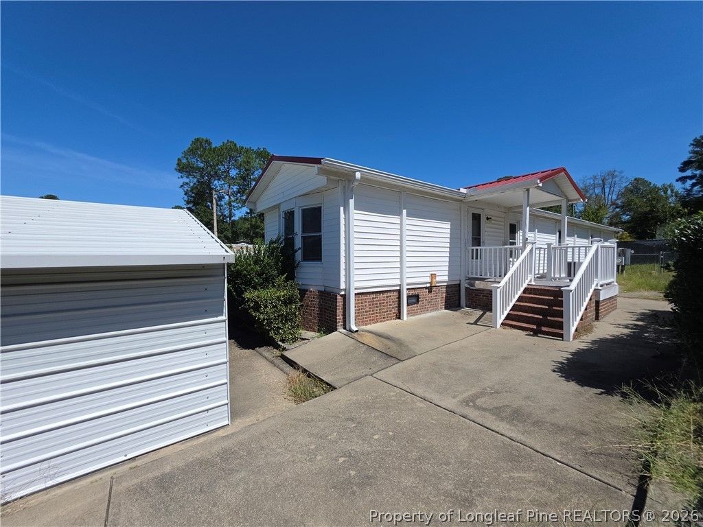 237 Russellville Court, Fayetteville, NC 28306 — exterior