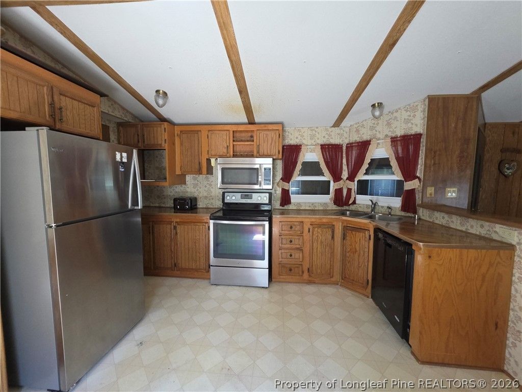 237 Russellville Court, Fayetteville, NC 28306 — photo 3