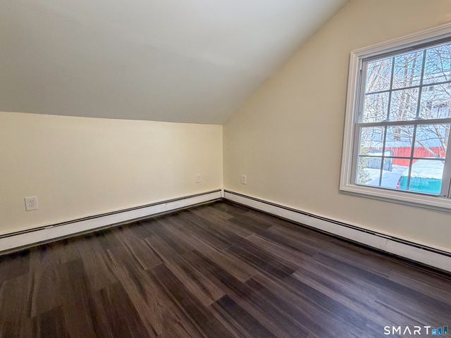 6 Hillside Court, Middletown, CT 06457