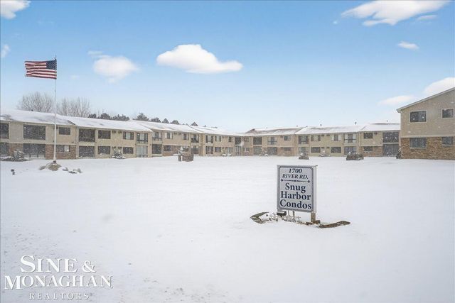 1700 River Road, Marysville, MI 48040