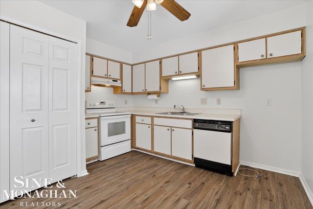 1700 River Road, Marysville, MI 48040