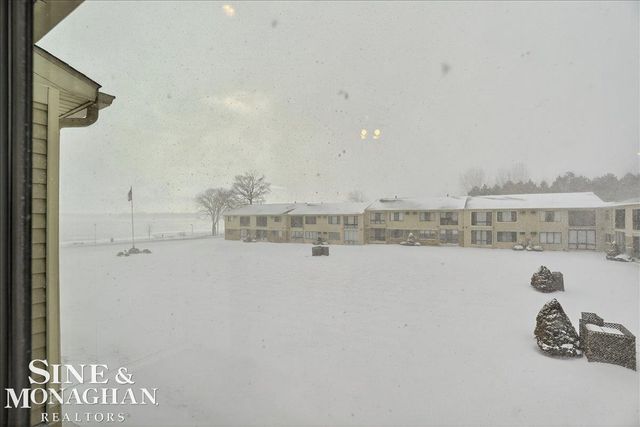 1700 River Road, Marysville, MI 48040