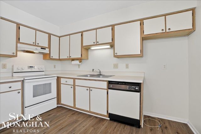 1700 River Road, Marysville, MI 48040